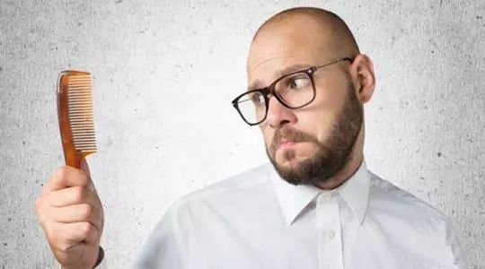 中文字幕麻豆品牌科普掉头发是缺什么微量元素